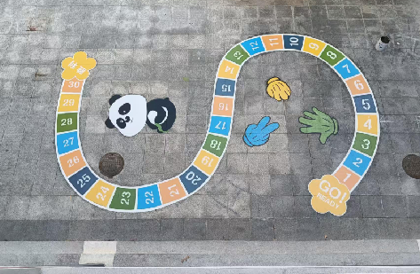 石林地面游戏彩绘